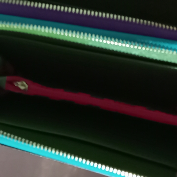 Nicole Lee wallet - Picture 4 of 4